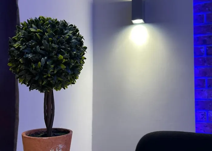 Urban Luxe Retreat- *