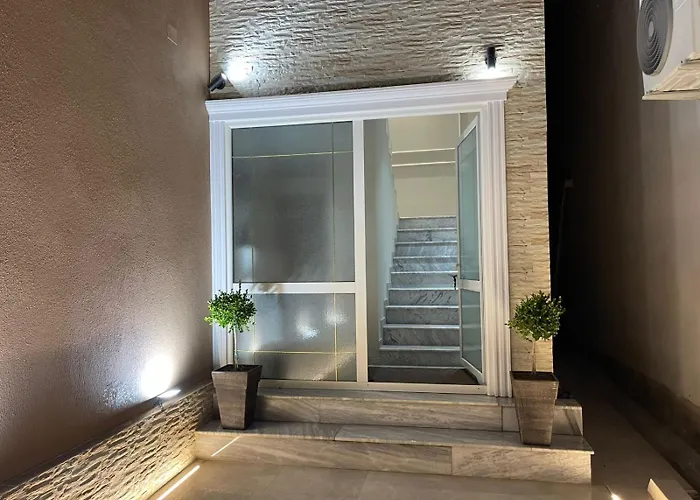 Апартаменты Urban Luxe Retreat-