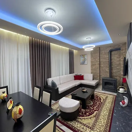 Urban Luxe Retreat- 波格拉德茨