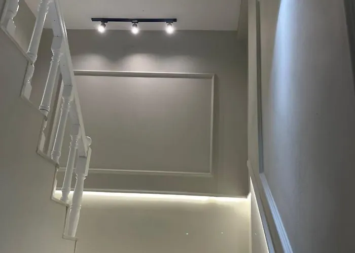 Urban Luxe Retreat- Apartament *